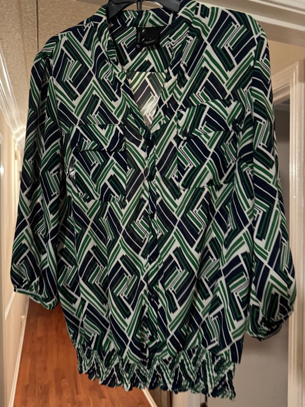 New Firections Green and Navy Geometric Button-Front Blouse